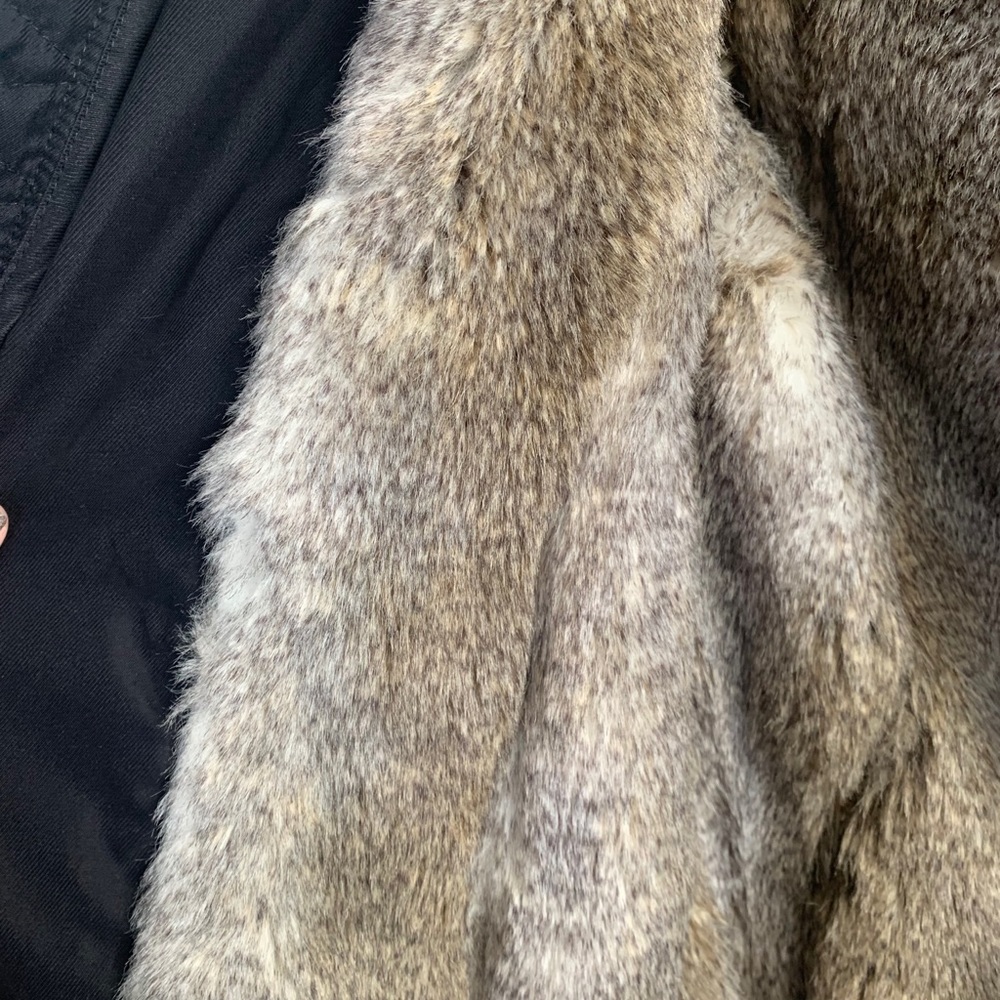 Winter parka - Picture 3 of 3